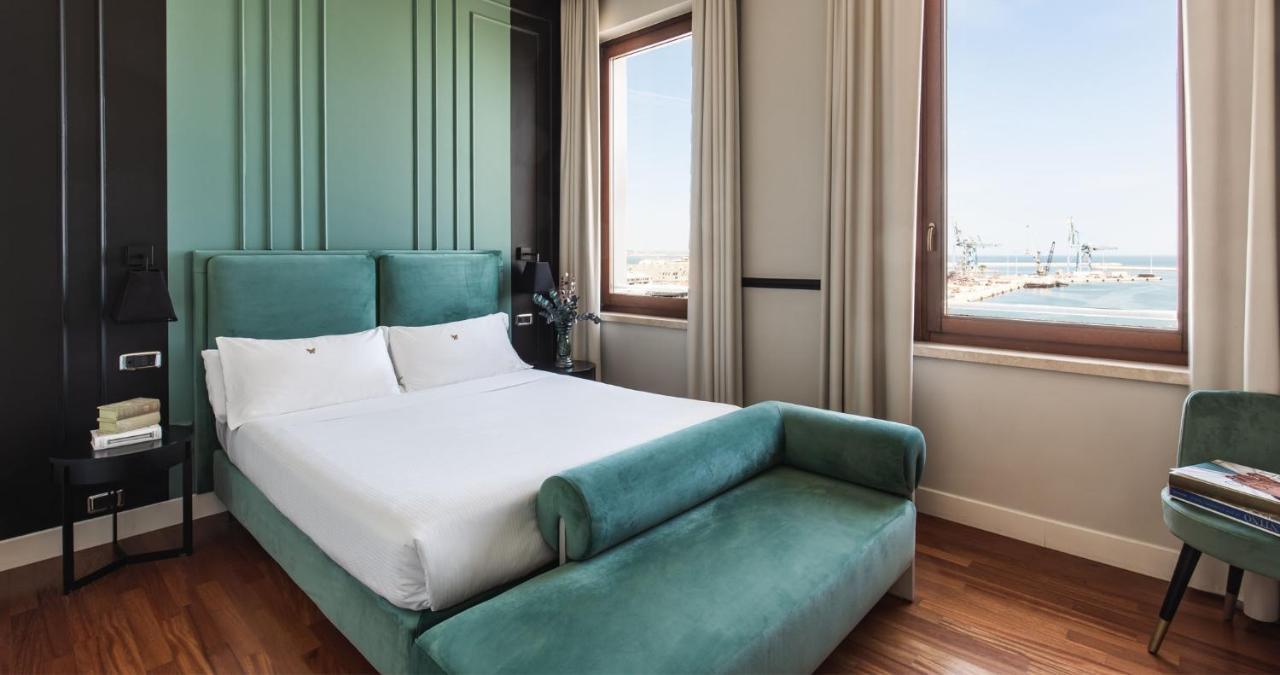 Seeport Hotel Ancona Esterno foto