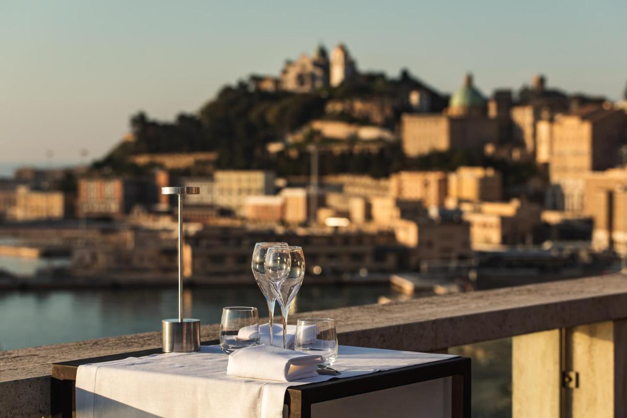 Seeport Hotel Ancona Esterno foto