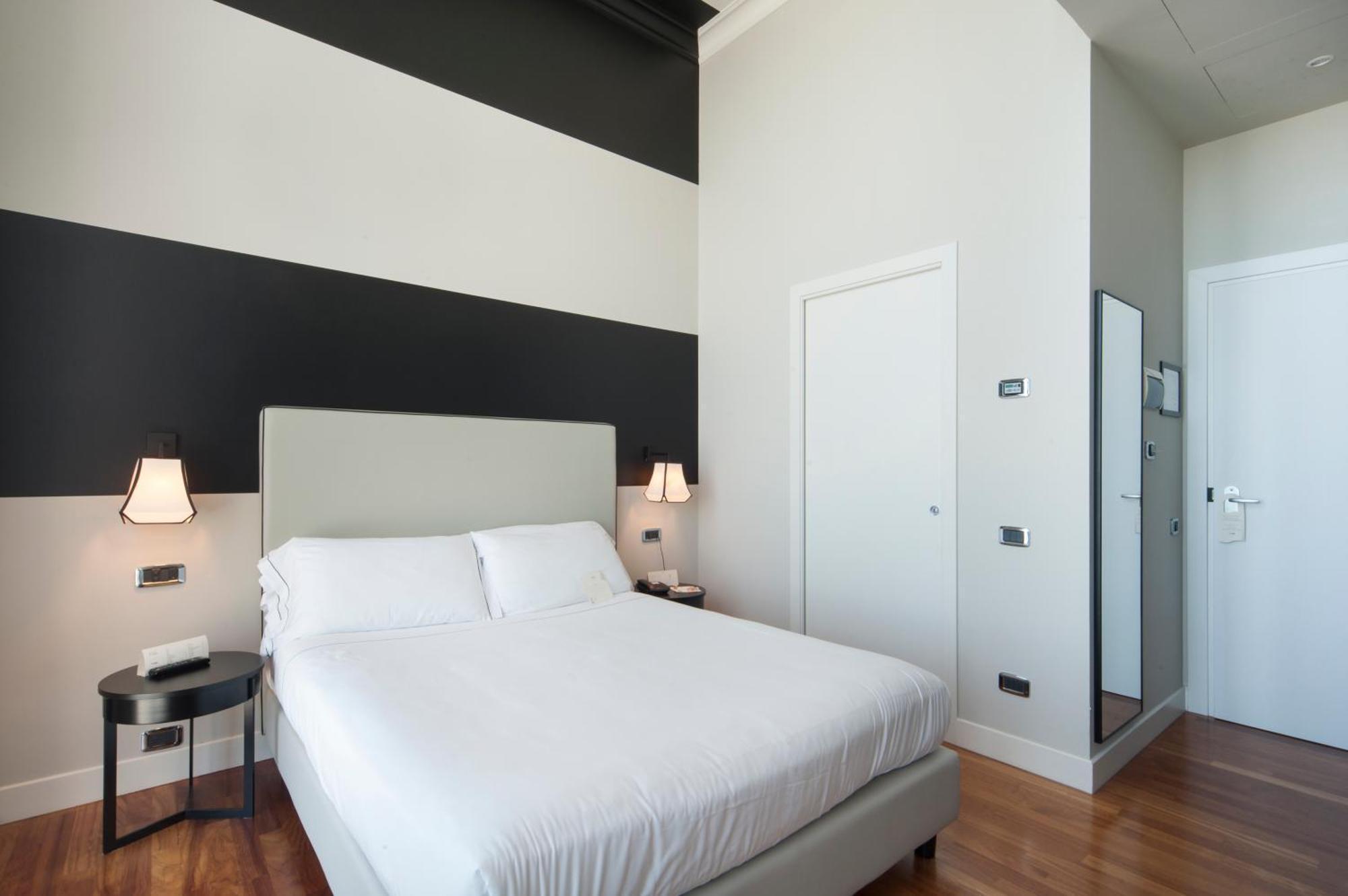 Seeport Hotel Ancona Esterno foto